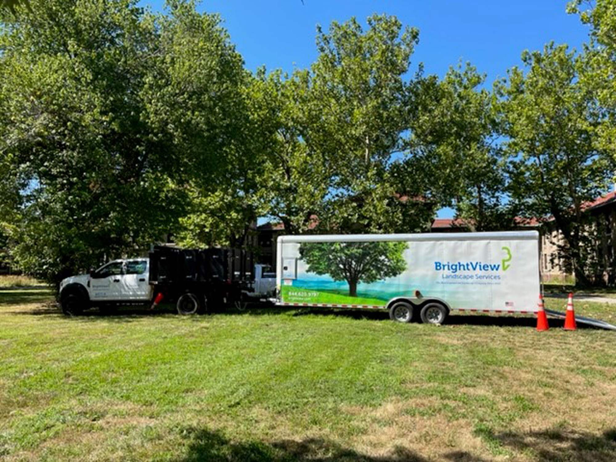 17 BrightViewtruck